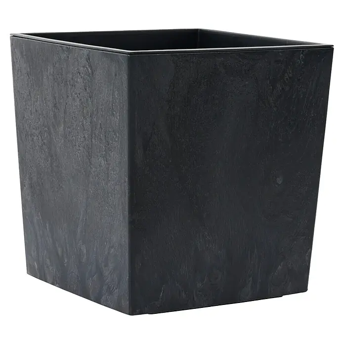 Siena Garden Pflanzkübel eckig Nizza Stone - Außenmaß (L x B x H): 40 x 40 x 41 cm, Kunststoff, Schwarz - Nahaufnahme eines quadratischen, dunklen Pflanzgefäßes mit rauer Oberfläche, das für den Innen- und Außenbereich geeignet ist.