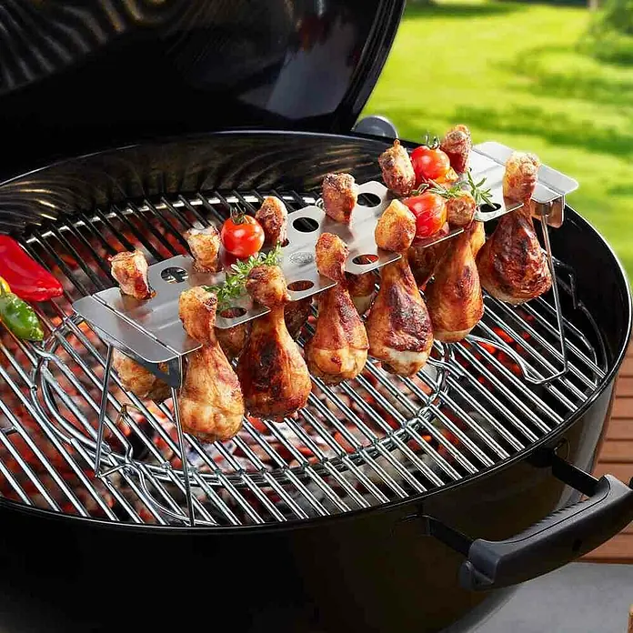 Dick Hähnchenkeulen-Halterung BBQ - Edelstahl, L x B x H: 43,5 x 15,8 x 15,5 cm - Grill mit Hähnchenschenkelhalterung. Das Zubehör sorgt für gleichmäßiges Garen und tropffreies Grillen von Geflügel und Gemüse.