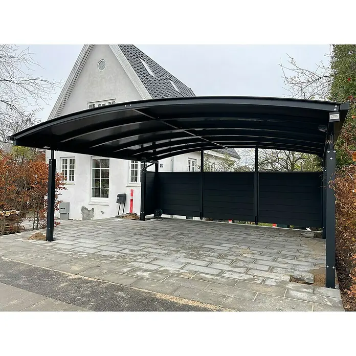 Allview Carport Cubus Lange Ausführung (Doppel) - Außenmaß inkl. Dachüberstand (B x T): 5,78 x 5,52 m, Grau - Schwarzer Unterstand mit Flachdach, gestützt von stabilen Metallpfosten, bietet Schutz und moderne Ästhetik für jeden Außenbereich.