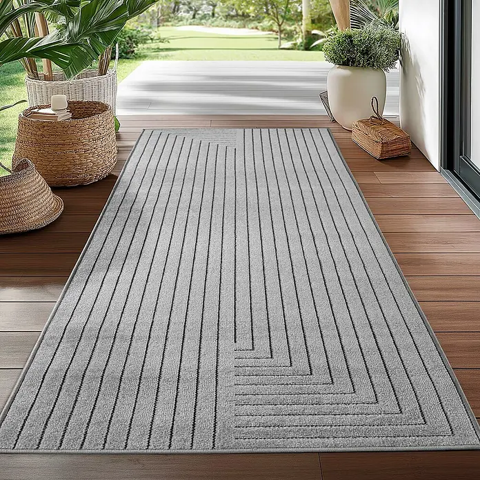 Outdoor-Teppich Nova II - Silber, 250 x 80 cm, 100 % Polypropylen - Dieser moderne graue Teppich mit geometrischem Muster ist eine stilvolle Ergänzung für jeden Raum. Das Design verleiht dem Teppich einen eleganten Look.