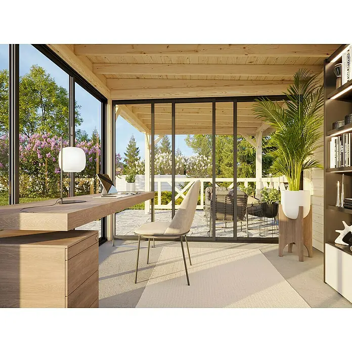 Palmako Caseta de jardín Lenna Set 404 Slide - Medidas ext. (An x Pr): 628 x 340 cm, Madera, Natural - Oficina con mesa de madera, silla y planta en un espacio luminoso. La mesa de madera ofrece almacenamiento para un espacio de trabajo moderno.