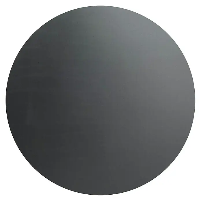 Garten-Tischplatte Feros - Ø x H: 70 x 1,2 cm, HPL, Rund, Schwarz - Grauer, kreisförmiger Gegenstand vor schwarzem Hintergrund. Ein schlichtes, modernes Design, das vielseitig einsetzbar ist.