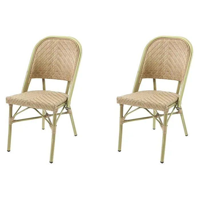 Feros Stapelstuhl Paris - Aluminium, Polyethylen, Beige, B x T x H: 47 x 90 x 90 cm - Zwei Rattanstühle mit hellem Gestell. Die Stühle haben ein geflochtenes Muster und eine geschwungene Rückenlehne. Perfekt für den Garten.