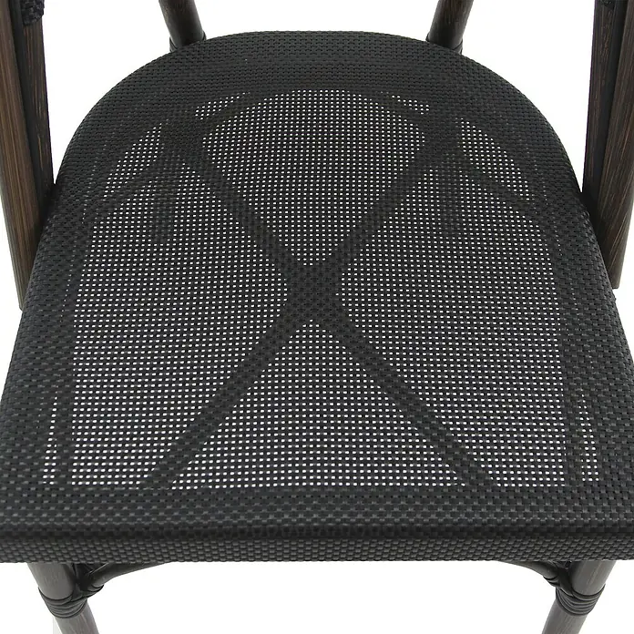 Stapelstuhl Paris - Aluminium, Textilene, Schwarz, B x T x H: 47 x 57 x 90 cm - Detailaufnahme der Sitzfläche eines schwarzen Korbstuhls mit filigranem Muster für eine elegante Optik.