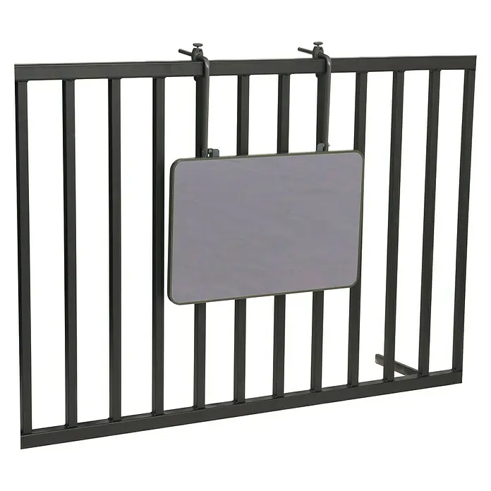 Barths Balkon-Hängetisch Boy - L x B x H: 60 x 40 x 5 cm, Stahl, Anthrazit, Klappbar - Grauer Gitterzaun mit hängendem, leeren Schild. Ideal für Beschriftungen oder Wegweiser im Außenbereich, robust und vielseitig einsetzbar.
