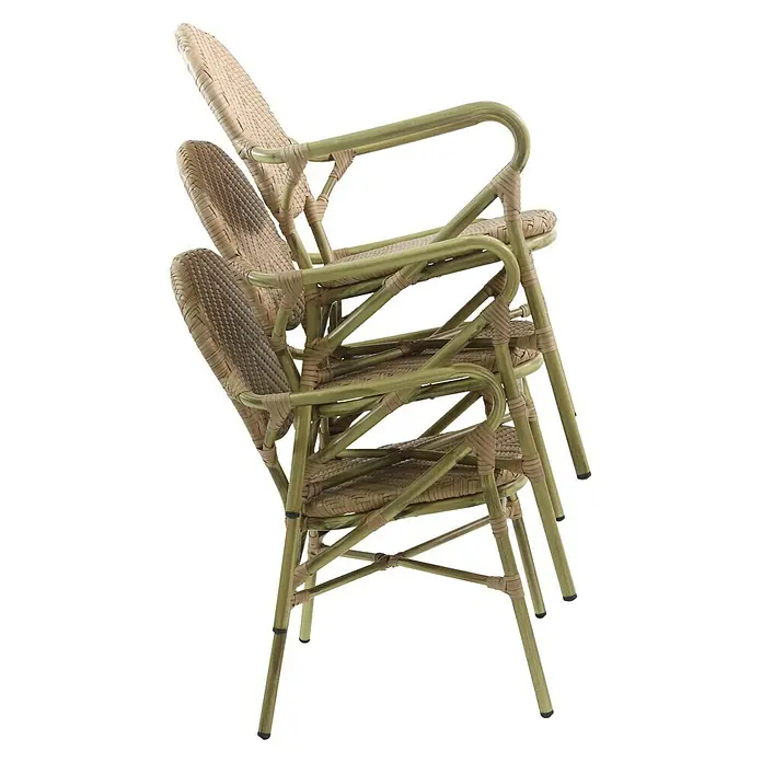 Feros Stapelstuhl Tango - Aluminium, Polyethylen, Beige, B x T x H: 56 x 64 x 89 cm - Stapel aus geflochtenen Bistro-Stühlen in Erdtönen. Die Stühle haben grüne Metallgestelle und Lehnen und Sitze aus beigefarbenem Korbgeflecht.