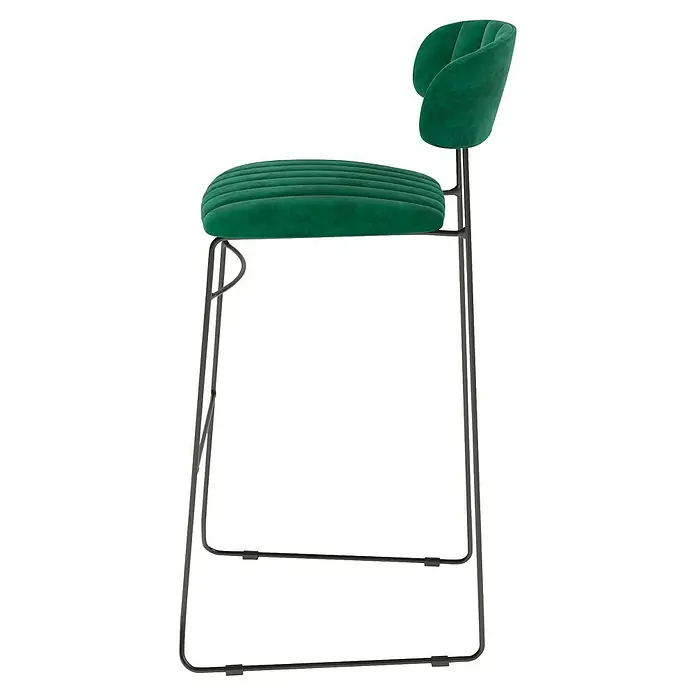 Feros Garten-Barhocker Mundo - Stahl, Velours, Grün, B x T x H: 46,5 x 49 x 105 cm - Der elegante Barhocker mit grünem Samtbezug und schlankem, dunklem Metallgestell bietet Komfort und Stil für jede Bar oder Küchentheke.