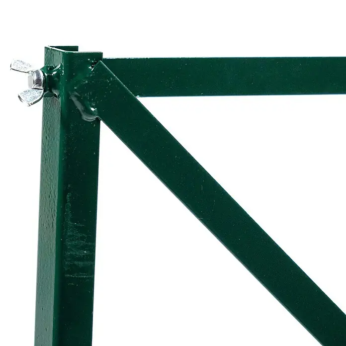 Feros Garten-Tischgestell Bierzeltgarnitur - L x B x H: 220 x 50 x 78 cm, Stahl, Kiefer, Hellbraun/Schwarz - Detailansicht eines grünen Metallrahmens mit Flügelmutter, der Stabilität und Haltbarkeit für verschiedene Anwendungen bietet.