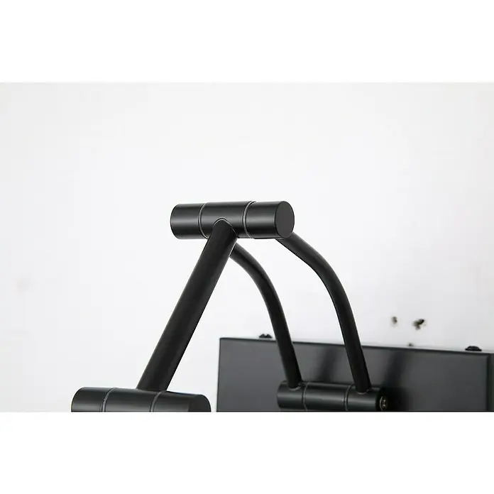 Searchlight LED-Bilderleuchte Herron - 3 W, L x B x H: 29,5 x 43,5 x 29,5 cm, Schwarz - Nahaufnahme einer modernen schwarzen Wandleuchte mit schwenkbarem Arm und minimalistischem Design. Ideal für stilvolle Innenräume.