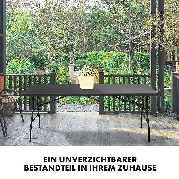 Floordirekt Gartentisch Kyoto - L x B x H: 76 x 73 x 180 cm, Kunststoff, Rechteckig, Schwarz - Schwarzer Klapptisch mit Metallgestell und einer Topfpflanze in einer Holzkiste dekoriert, steht auf einer Veranda.