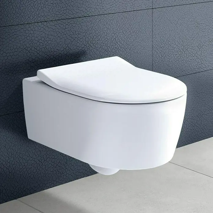 Villeroy & Boch Avento Wand-WC-Set II - Spülrandlos, Mit schmutzabweisender Glasur, Spülform: Tief, WC Abgang: Waagerecht, Weiß - Elegante, wandhängende Toilette in Weiß. Das moderne Design fügt sich nahtlos in jedes Badezimmer ein.