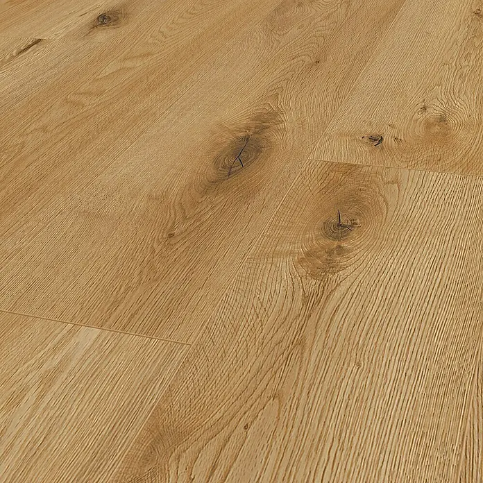 LOGOCLIC Edition Laminatmuster Riverside - 300 x 245 x 7 mm, Landhausdiele - Nahaufnahme eines hellen Holzfußbodens mit Astlöchern, der eine natürliche und warme Atmosphäre ausstrahlt.