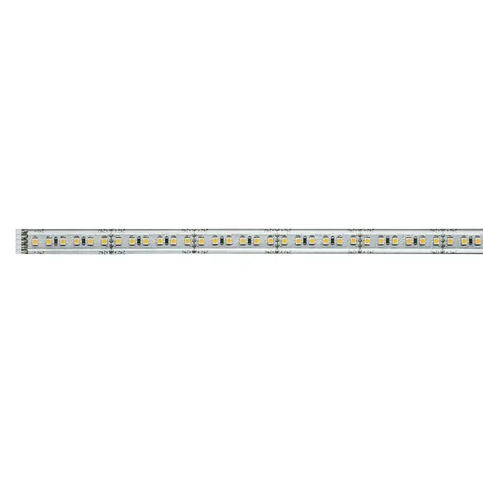 Paulmann MaxLED 1.000 LED-Band Function beschichtet - Länge: 1 m, Lichtfarbe: Warmweiß, 13,5 W, 1.100 lm, Beschichtet - Aufnahme eines LED-Streifens mit kleinen, gelben LEDs auf einem langen, schmalen, weißen Band vor einem dunklen Hintergrund.