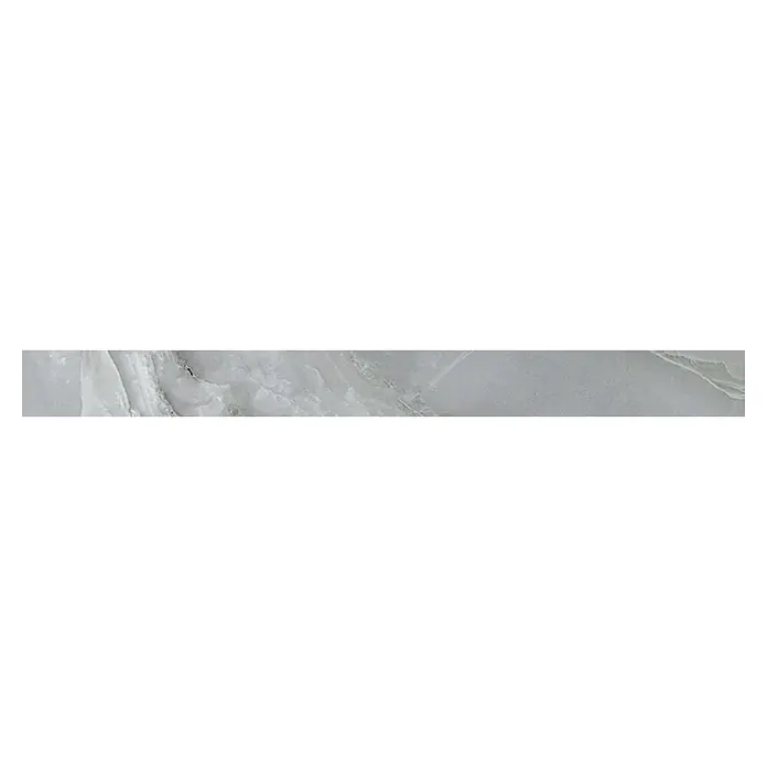 Opiart Sockelfliese Stella - 5,5 x 59,7 cm, Grau, Glänzend - Elegante Nahaufnahme von Marmor mit zarten weißen und grauen Wirbeln, ideal für moderne Designs und hochwertige Oberflächen.