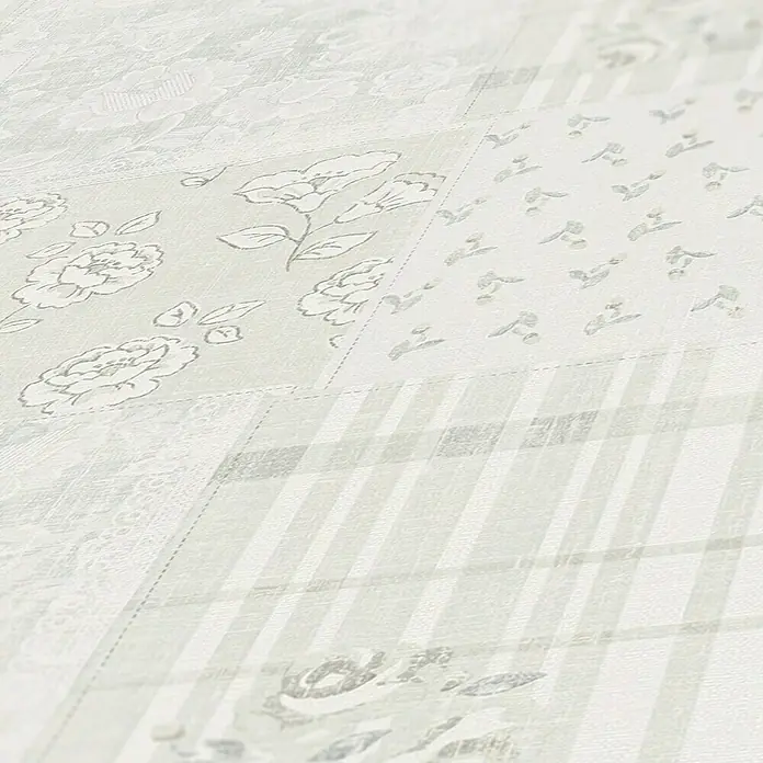 A.S. Création Maison Charme Vliestapete Blümchen-Collage - Grau-Weiß, Floral, 10,05 x 0,53 m - Ein weißes Vinyltapetenmuster mit floralen und gestreiften Motiven, ideal für eine elegante Raumgestaltung.