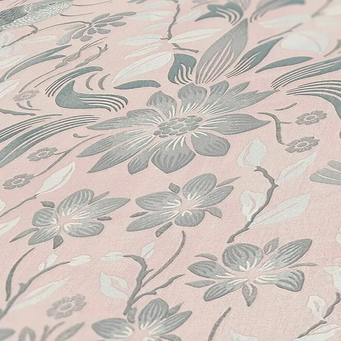 A.S. Création Maison Charme Vliestapete Blumen - Rosa-Grau-Weiß, Floral, 10,05 x 0,53 m - Elegantes Hintergrundbild mit einem Muster aus floralen Elementen und einem Vogel, das eine sanfte und stilvolle Atmosphäre schafft.