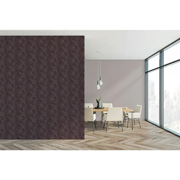 A.S. Création Daniel Hechter 7 Vliestapete Grafische Dreiecke - Lila-Grau-Rosé, Grafisch, 10,05 x 0,53 m - Ein moderner Essbereich mit stilvollen Möbeln und einem auffälligen, dunklen Wanddesign, das dem Raum eine elegante Note verleiht.