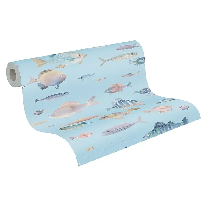 A.S. Création Pintwalls 2 Vliestapete Fische - Türkis-Bunt-Rosa, Tieroptik, 10,05 x 0,53 m - Nahaufnahme einer Rolle blauer Tapete mit einem bunten Fischmuster, ideal für Kinderzimmer oder Badezimmer.