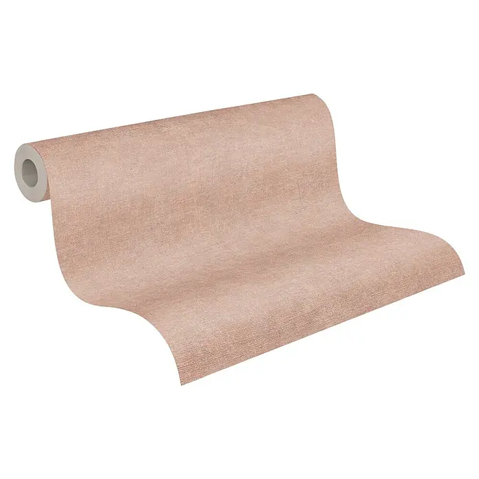 A.S. Création Metropolitan Stories Hot Spots Vliestapete - Braun-Beige-Rosa, Uni, 10,05 x 0,53 m - Nahaufnahme einer Rolle rosafarbener Vliestapete mit feiner Textur, ideal für stilvolle Wandgestaltung und moderne Raumakzente.