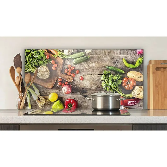 CUCINE Küchenrückwand - Garden Vegetables, 80 x 40 cm, Stärke: 6 mm, Einscheibensicherheitsglas (ESG) - Küchenrückwand mit einem fotorealistischen Gemüse-Stillleben, das eine frische und appetitliche Atmosphäre schafft.