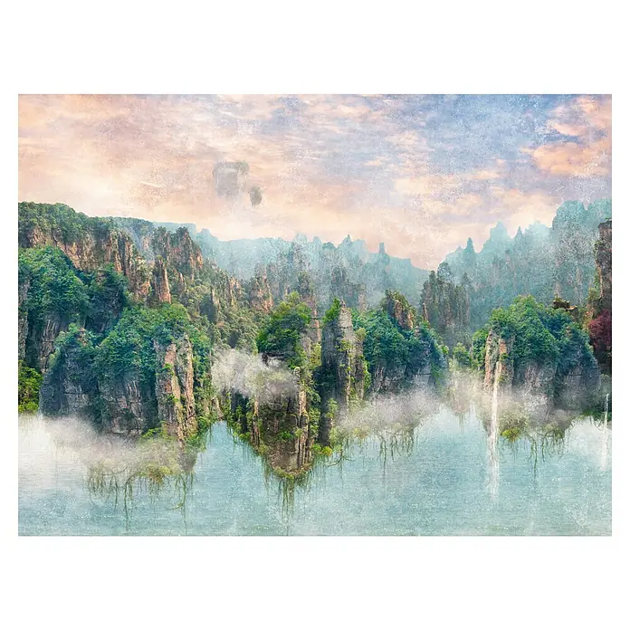 A.S. Création The Wall 3 Fototapete Landschaft - B x H: 371 x 280 cm, Vlies - Spektakuläre Landschaft mit hoch aufragenden Felsen und üppigem Grün, die sich im ruhigen Wasser spiegelt und eine mystische Atmosphäre erzeugt.