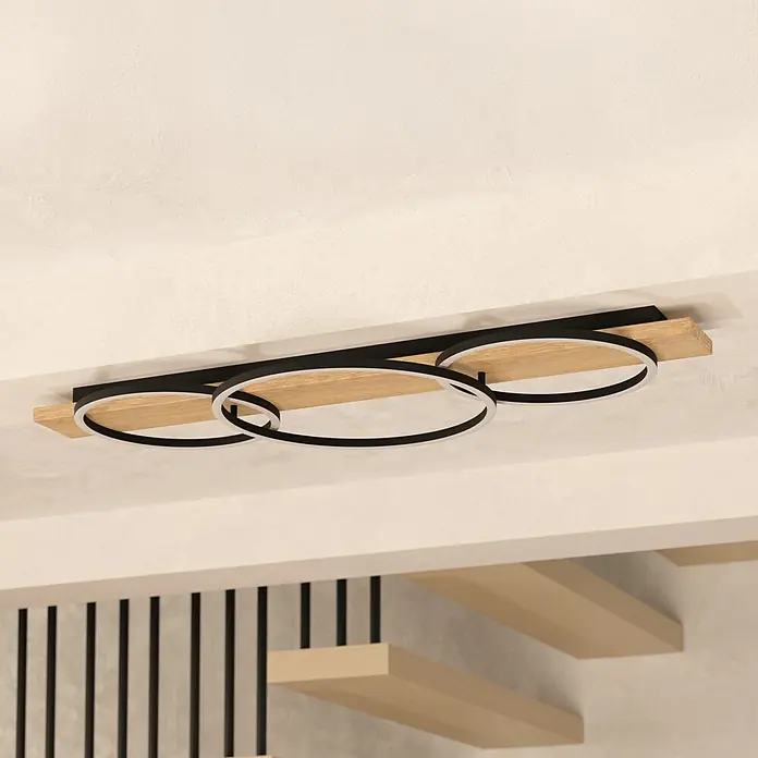 Eglo Boyal Deckenleuchte - 36 W, L x B x H: 101 x 40 x 9,5 cm, Schwarz/Eichefarben - Moderne Deckenleuchte mit drei Ringen und Holzdetails. Ein stilvolles Design für moderne Innenräume.