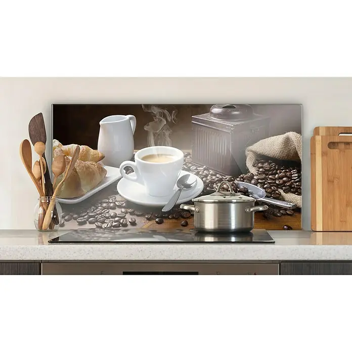 CUCINE Küchenrückwand - Coffee Fragrance, 80 x 40 cm, Stärke: 6 mm, Einscheibensicherheitsglas (ESG) - Das Küchenrückwandmotiv zeigt eine Kaffeetasse, Croissants und Kaffeebohnen für eine stilvolle Küchengestaltung.