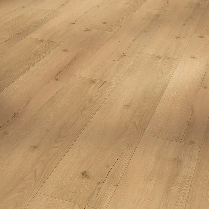 Parador Vinylbodenmuster Basic 5.3 Eiche Infinity natur - 200 x 225 x 5 mm, Landhausdiele - Attraktives Foto von Laminatboden mit Holzstruktur und warmen Farbtönen. Perfekt für die Gestaltung eines gemütlichen und einladenden Innenraums.
