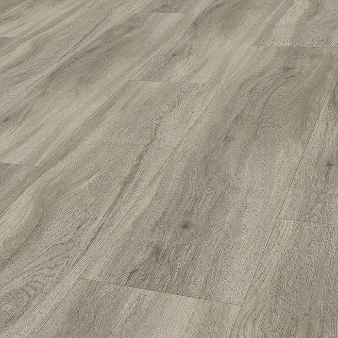 Parador Vinylbodenmuster Basic 30 Eiche pastellgrau Holzstruktur - 235 x 216 x 9,4 mm, Landhausdiele - Nahaufnahme eines hellgrauen Laminatbodens mit Holzmaserung.