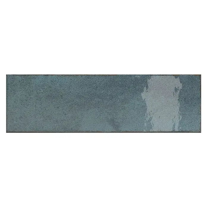 Wandfliese Infinity 9183 - 7,5 x 25 cm, Blau, Glänzend - Blau-grüne, längliche Keramikfliese mit subtiler Textur und einem leicht glänzenden Finish, ideal für moderne Innenräume.