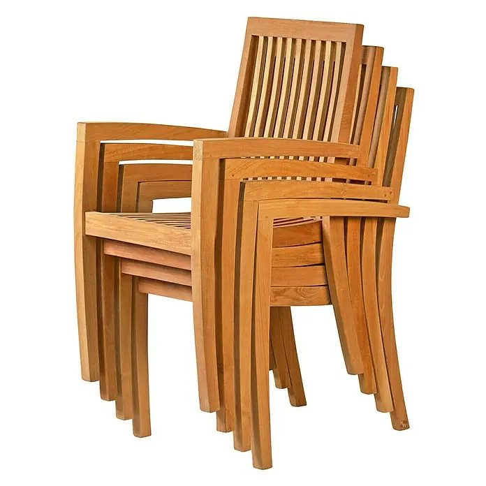 Kai Wiechmann Gartenstuhl - Teakholz, Stapelbar, Naturbelassen - Übereinander gestapelte Teakholzstühle mit Armlehnen für den Außenbereich, ideal für Garten oder Terrasse.