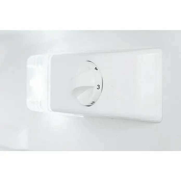 Respekta Kühl-Gefrierkombination UKS110-11 - Nutzinhalt Gesamt: 82 l, 55 x 49,5 x 81,5 cm, Weiß - Nahaufnahme eines weißen Kühlraumthermostats mit einer Skala von 2 bis 4, die auf 3 eingestellt ist. Die Helligkeit unterstreicht die Reinheit.