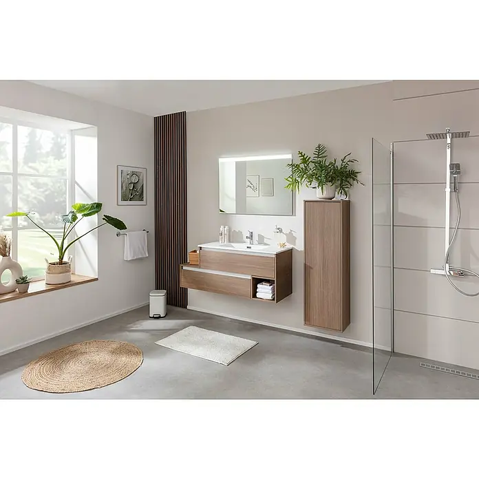 Fackelmann Vita Einbauwaschbecken - 101 x 46,5 cm, Hahnloch: Mitte, Mit Überlauf, Weiß - Badezimmer mit einem modernen Waschtisch mit Schubladen, einem beleuchteten Spiegel und einer begehbaren Dusche.