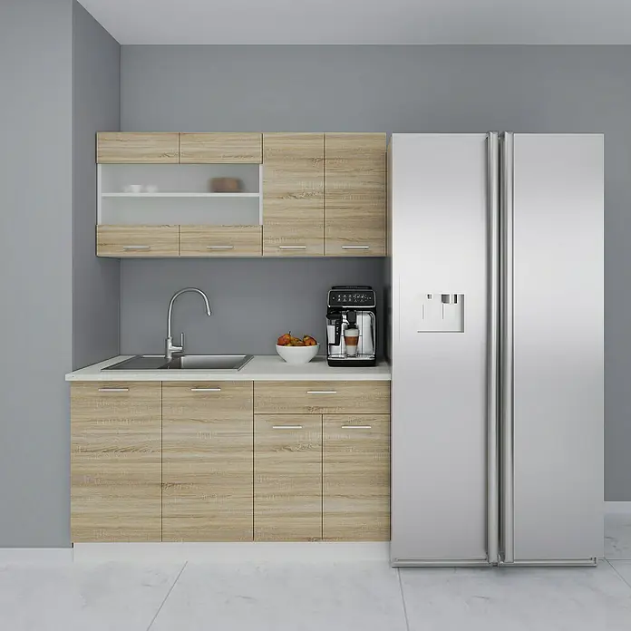 VCM Esilo Küchenleerblock - Breite: 140 cm, Sonoma-Eiche, Ohne Elektrogeräte - Küchengeräte-Ensemble: Ein moderner, holzfarbener Küchenschrank, ein Edelstahlspülbecken und ein großer, silberfarbener Kühlschrank.