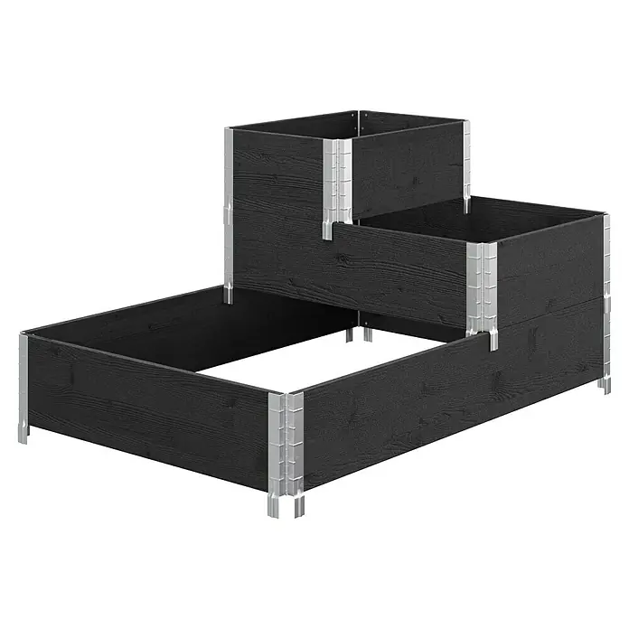 Upyard Huerto de 3 niveles - 120 x 80 x 58,5 cm, Madera, Negro, Capacidad volumétrica: 301,8 l - Esta imagen muestra un jardín de hierbas de tres niveles hecho de madera oscura con accesorios plateados, perfecto para cultivar hierbas y plantas.
