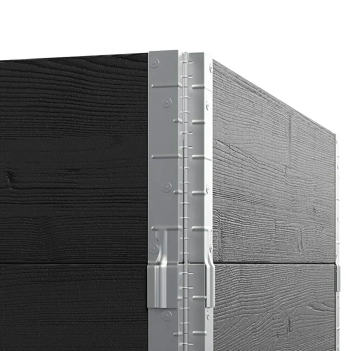 Upyard Hochbeet 3 Ebenen - 120 x 80 x 58,5 cm, Holz, Schwarz, Fassungsvermögen: 302,4 l - Detailaufnahme einer grauen und schwarzen Verbundholz-Wand mit einem Verbindungselement aus Metall. Sicht auf die Textur und das Befestigungssystem.