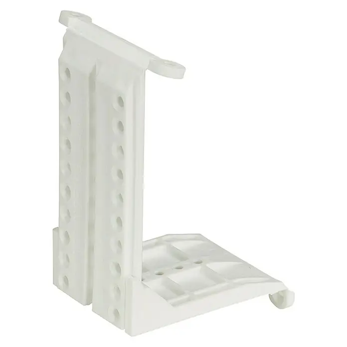 Hettich Dachschrägenadapter-Set - Kunststoff, Traglast: 50 kg - Eine Nahaufnahme einer weißen, modularen Wandhalterung mit Löchern zur Befestigung, ideal für flexible Regalsysteme.