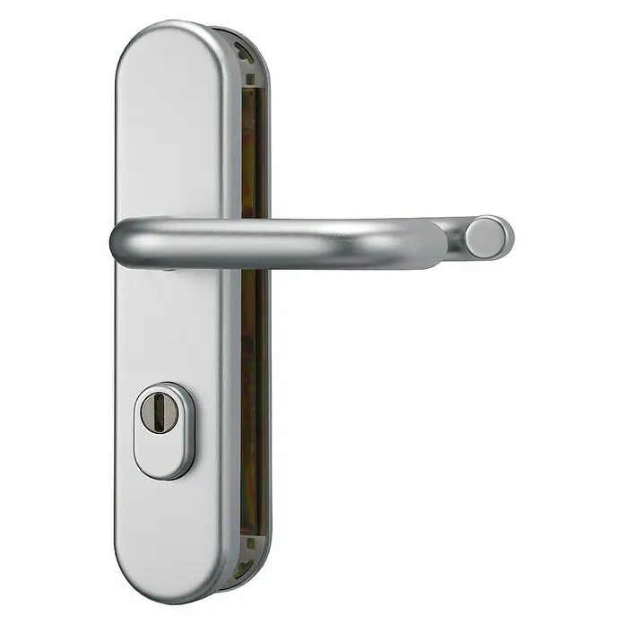 Abus Schutzbeschlag KLZS714 - Wohnungsabschlusstür, Silber F1, Drücker beidseitig, Stärke Tür: 37 mm - 47 mm - Nahaufnahme eines silbernen Türgriffs mit einer länglichen Platte und einem Schlüsselloch.