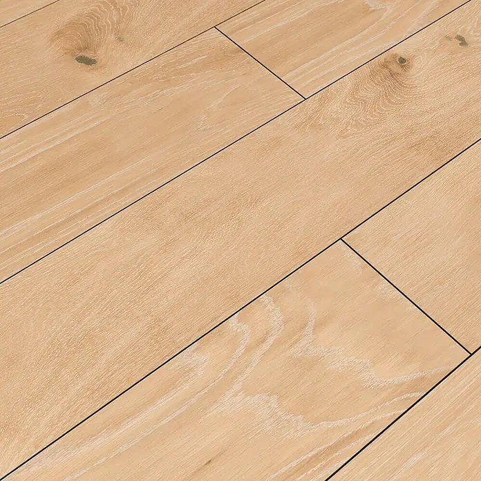 Atlas Concorde Solution Feinsteinzeugfliese Kortex Golden - 20 x 120 cm, Hellbraun, Matt - Heller Parkettboden mit natürlicher Holzstruktur und dunklen Fugen. Ideal für ein stilvolles Wohnambiente.