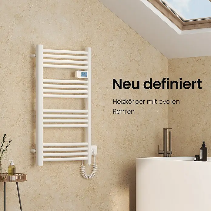 Emke Elektro-Badheizkörper Smart Steuerung Caldo - B x H: 40 x 96 cm - Ein moderner, weißer Handtuchwärmer mit ovalen Rohren, der an einer strukturierten Wand in einem stilvollen Badezimmer hängt.