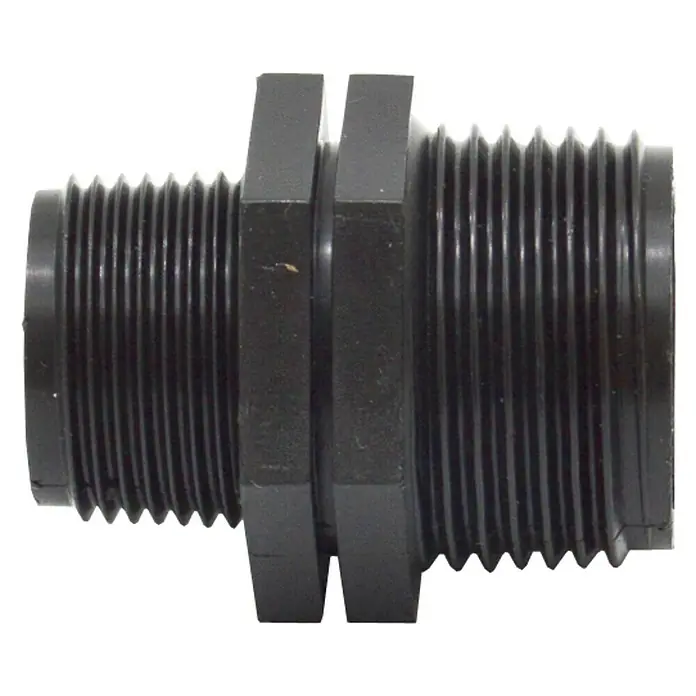 Machón reductor M-M - ¾'' × ½'' - Racord de tanque negro con extremos roscados y un sello central para una conexión segura de tanques y tuberías.