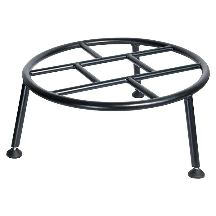 Wagner System Blumenständer - Ø x H: 58 x 25 cm, Stahl, Schwarz - Das Bild zeigt einen schwarzen, runden Grillständer mit drei Beinen und einem Gitterwerk. Der Ständer ist robust und stabil.
