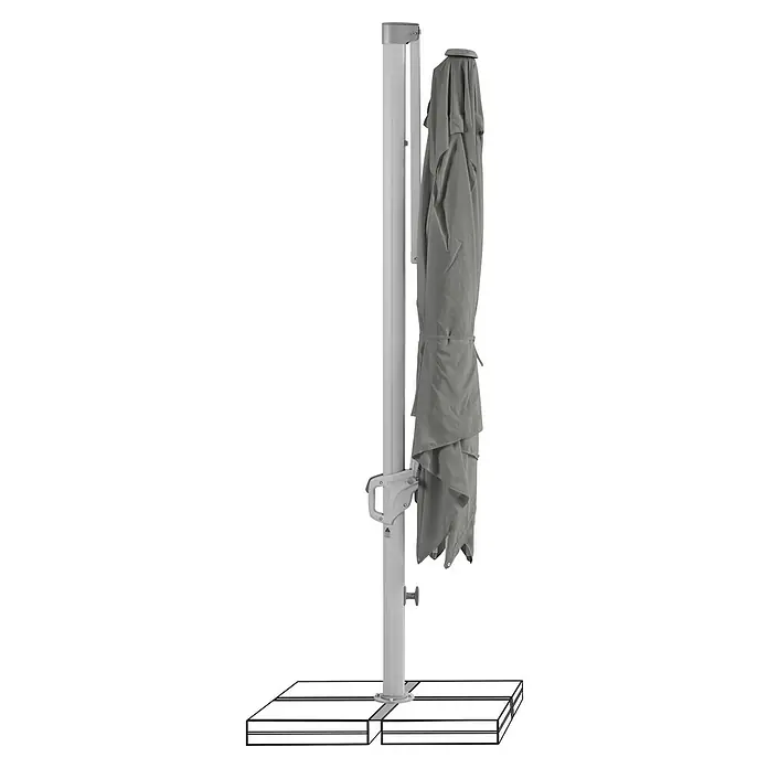 Suncomfort Ampelschirm Familyflex - Steingrau, Bespannungsmaß (L x B): 250 x 250 cm - Ein zusammengeklappter, grauer Sonnenschirm steht an einem hellgrauen Mast, der auf einer quadratischen Basis befestigt ist.