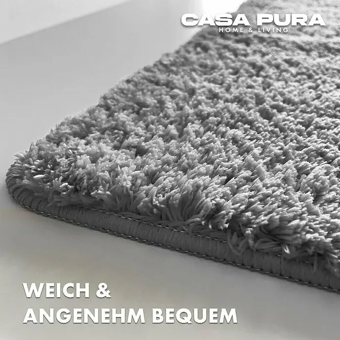 Floordirekt Badteppich Sky - 120 x 70 cm, Silbergrau, 100% Polyester - Weicher, grauer Casa Pura Badteppich. Der Teppich ist flauschig und bietet Komfort.