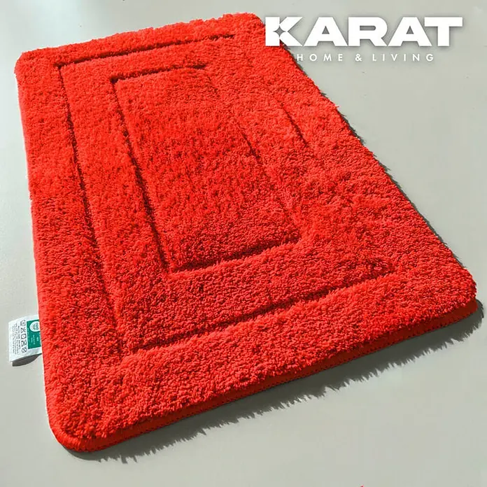 Floordirekt Badteppich Atlantis - 120 x 70 cm, Rot, 100% Polyester - Roter Badteppich von Karat Home & Living, rechteckig mit abgestuften Rahmen. Flauschige Textur und Qualitätszertifikate.