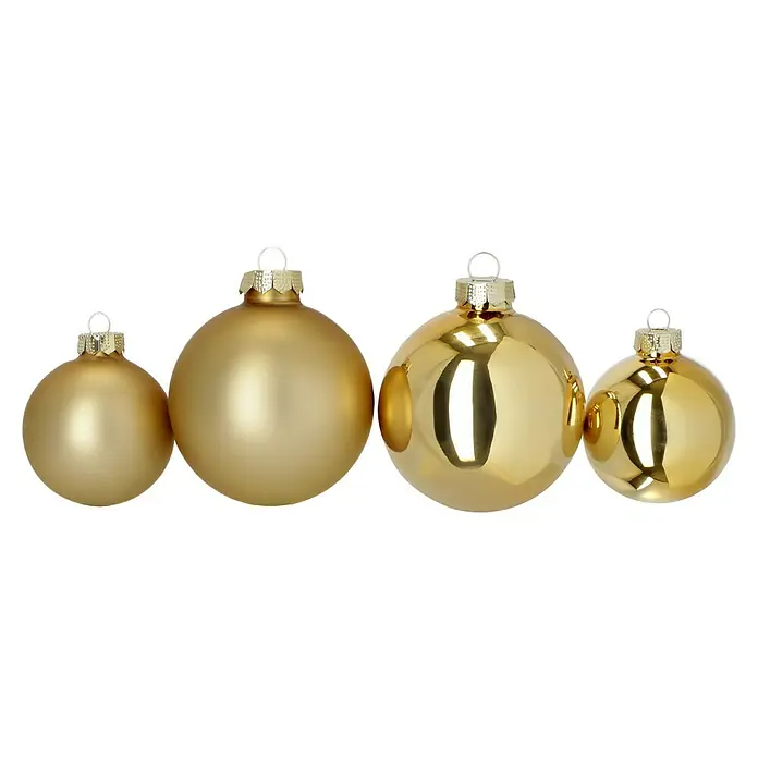 Weihnachtskugeln - Gold, Kunststoff, Durchmesser: 4 cm - 6 cm, 50 Stk. - Diese Aufnahme zeigt vier goldene Weihnachtskugeln in verschiedenen Größen, die ein festliches Arrangement bilden.