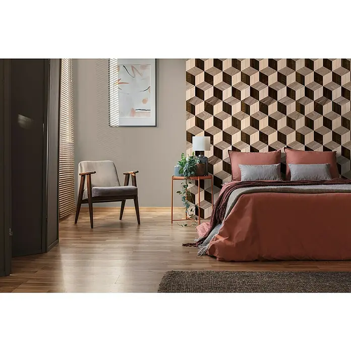 A.S. Création The Wall 3 Fototapete 3D-Optik Quadrate - B x H: 159 x 280 cm, Vlies - Schlafzimmer Interieur mit einem Bett mit rotbrauner Bettwäsche, einem Sessel und einem dekorativen Würfelmuster an der Wand.