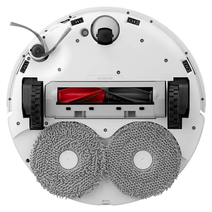 Roborock Saugwischroboter Qrevo Edge 5V1 White - Saugkraft: 18.500 Pa, Akkulaufzeit: 180 min, Fassungsvermögen Roboter: 325 ml, Weiß - Die Unterseite eines Roboterstaubsaugers mit Bürsten, Rädern und Mopps, die eine effiziente Reinigung gewährleisten.
