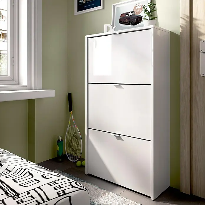Dekit Zapatero Jazz - L x An x Al: 25 x 61 x 113 cm, Blanco - Aquí tienes un zapatero blanco con tres cajones, perfecto para guardar zapatos y mejorar el diseño de la habitación.