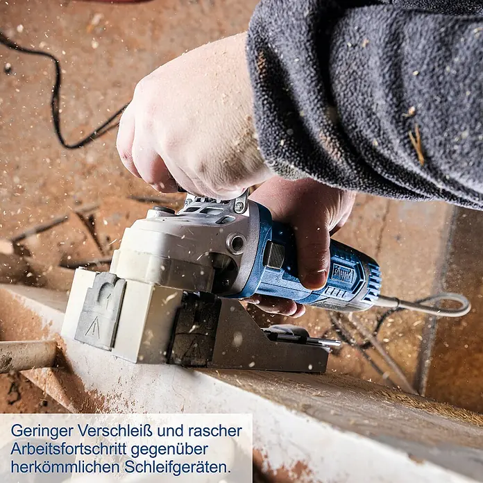 Scheppach Lackfräse LFR720 - 720 W, Frästiefe: 0 mm - 0,3 mm - Schleifgerät im Einsatz.